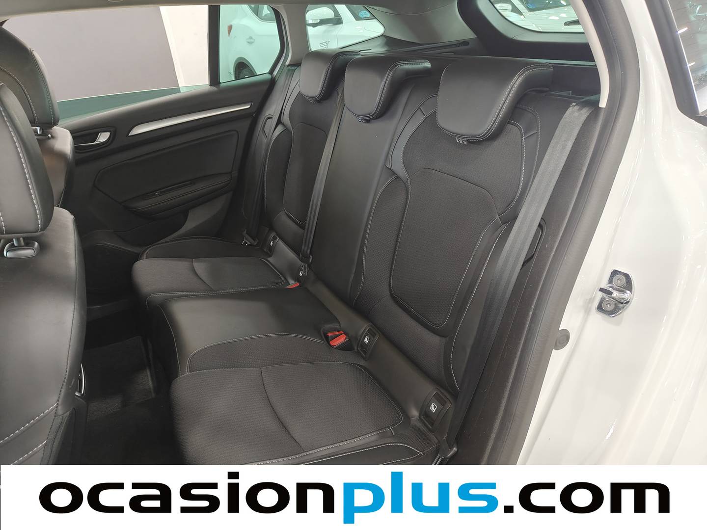Foto asientos traseros Renault Mégane Renault Megane Sport Tourer Techno TCe (140 CV) EDC GPF