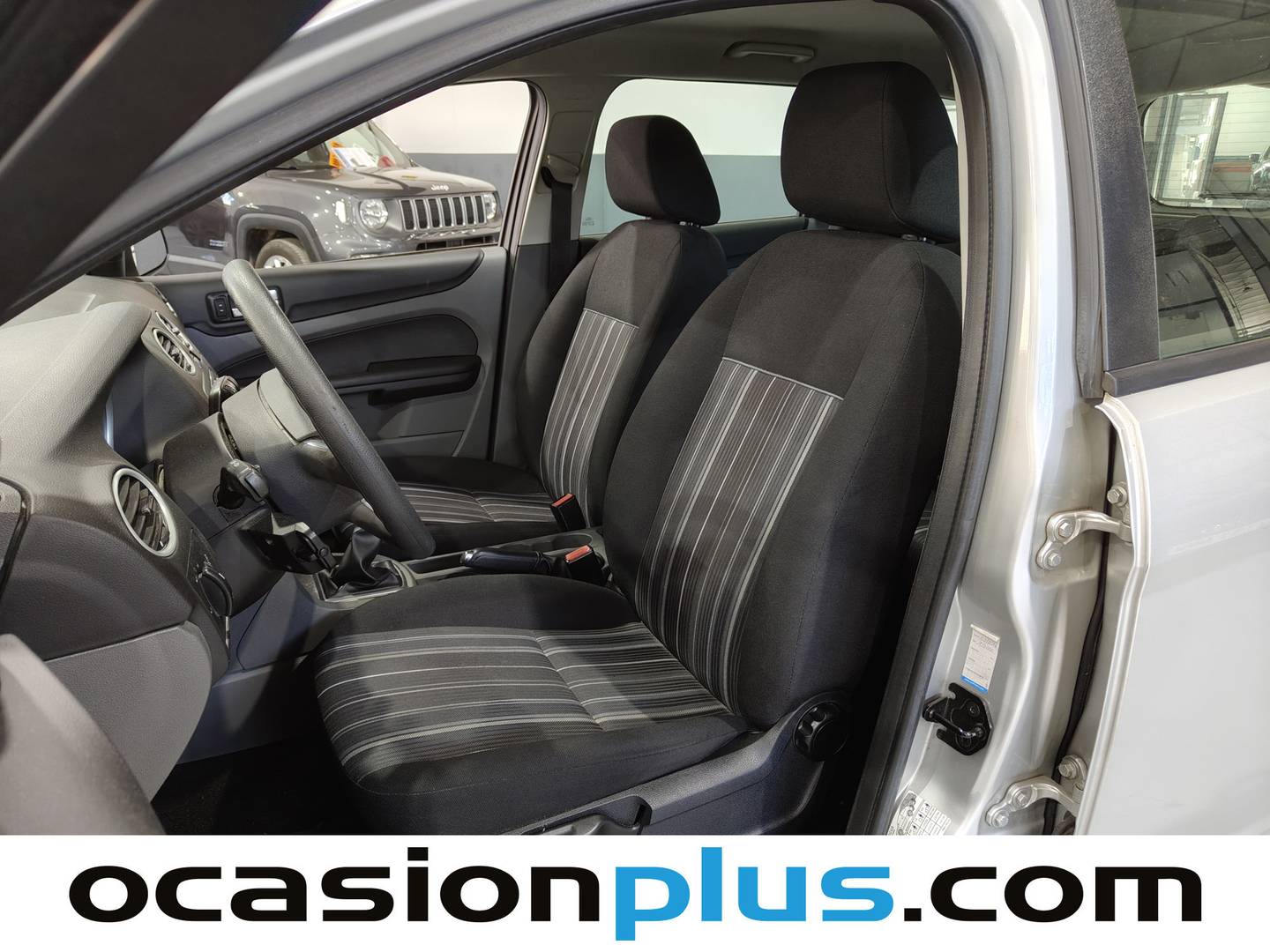Foto asientos delanteros Ford Focus Ford Focus SportBreak 1.6 TDCI Trend (90 CV)