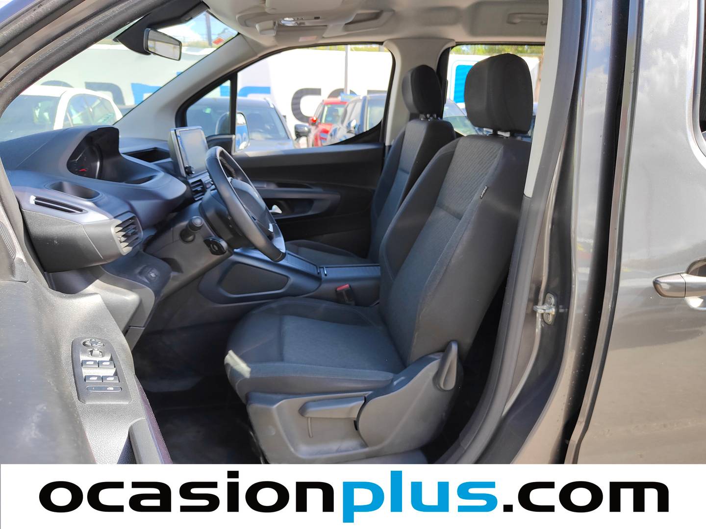 Foto asientos delanteros Peugeot Rifter Peugeot Rifter PureTech 110 Allure Standard (110 CV)