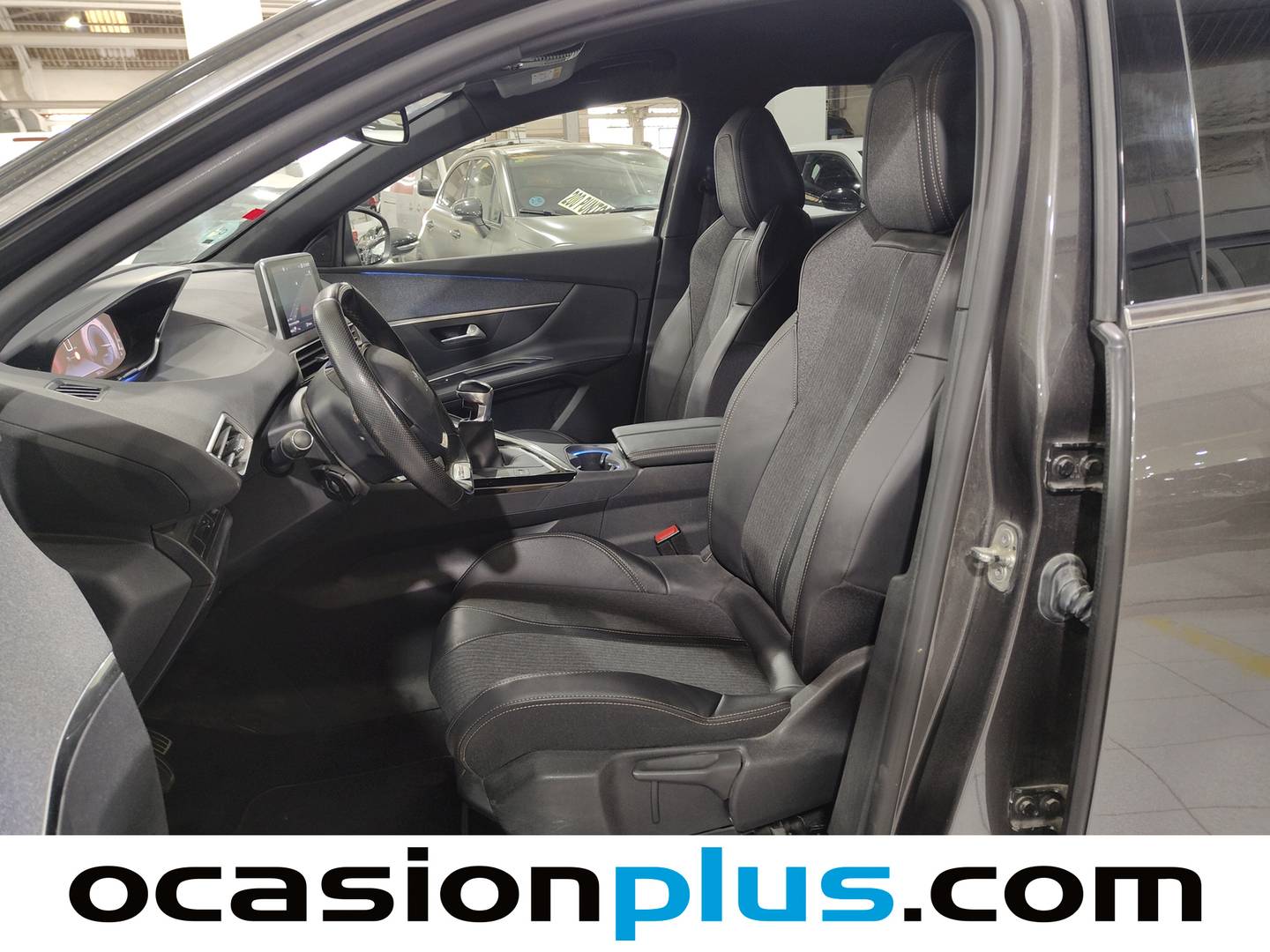 Foto asientos delanteros Peugeot 3008 Peugeot 3008 BlueHDI 130 S&S GT Line (130 CV)