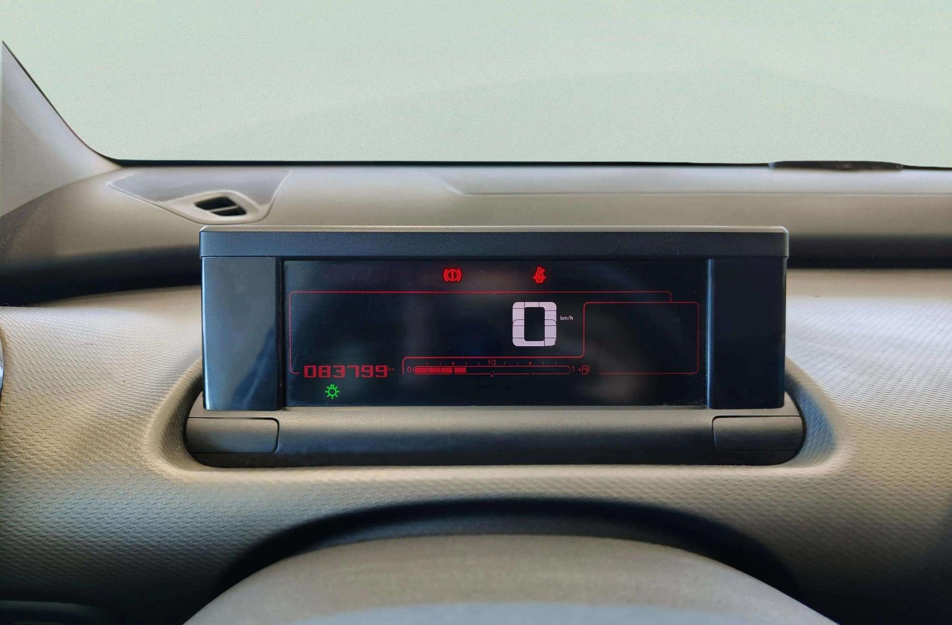 Citroën C4 Cactus 1.2 VTi Feel Fine - foto 20