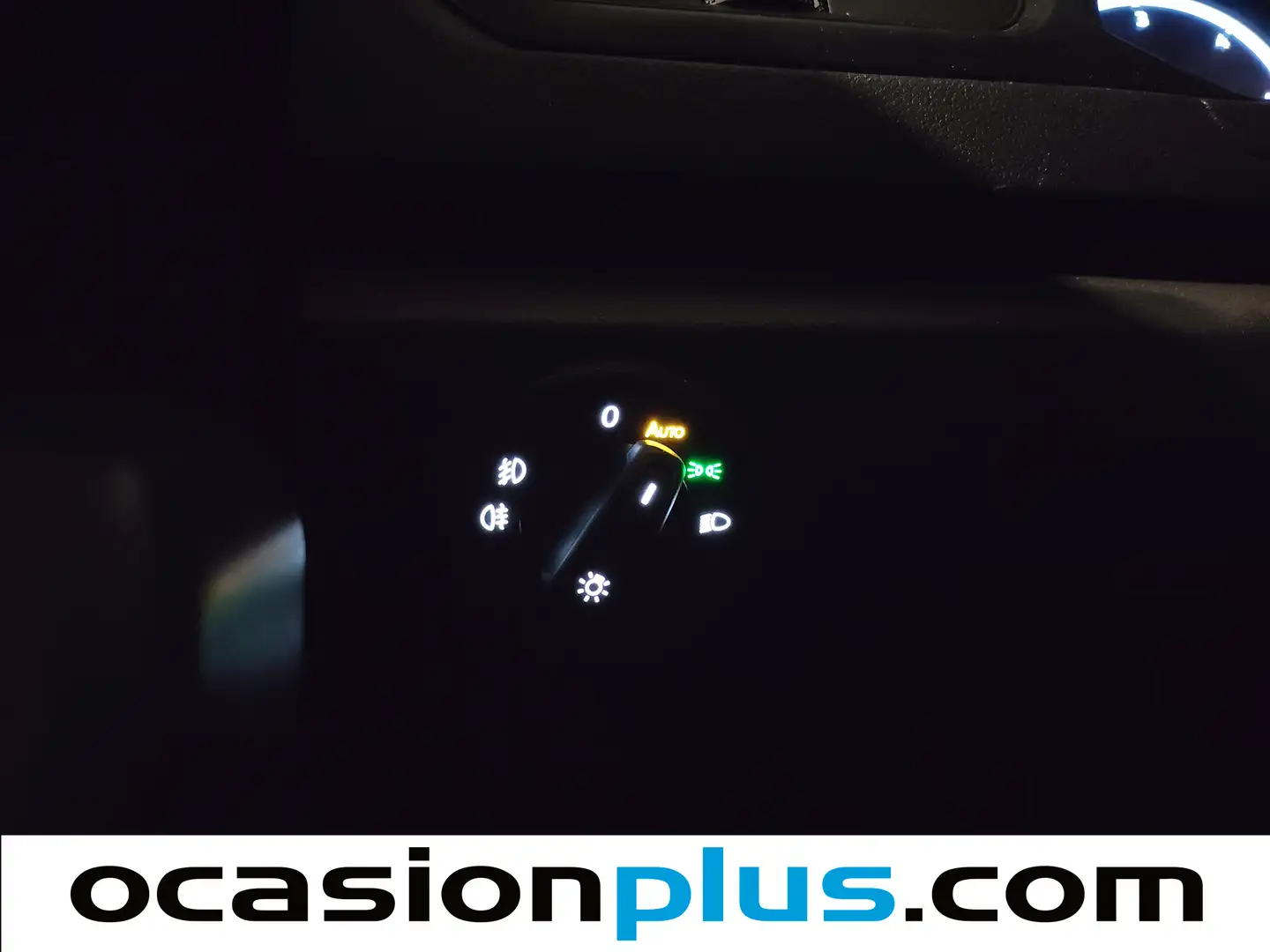 Foto Volkswagen T-Roc Volkswagen T-Roc Edition 1.6 TDI (115 CV)