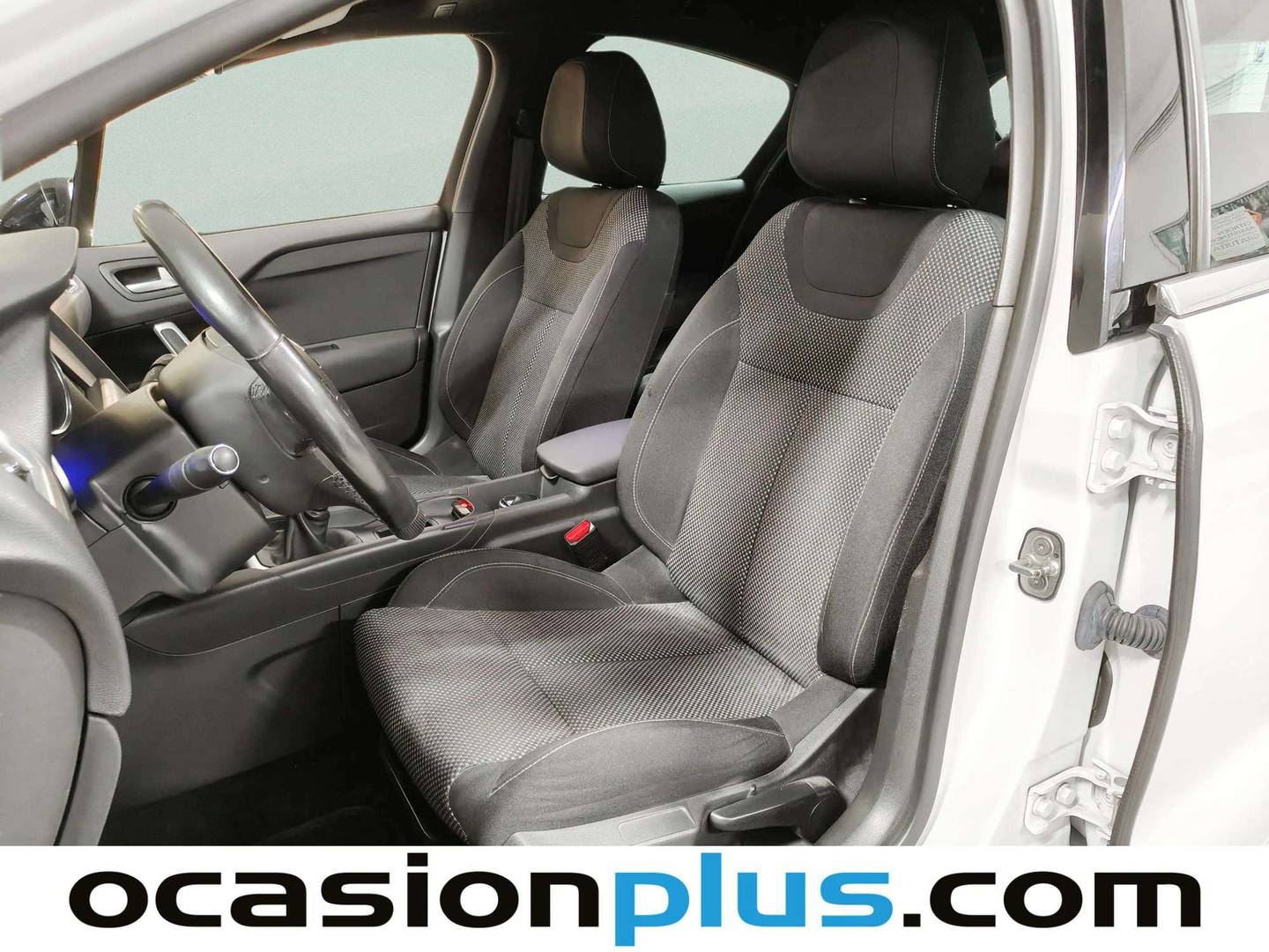 Foto asientos delanteros DS DS 4 Crossback DS DS 4 Crossback DS 4 Crossback 1.6 BlueHDi STT Desire (120 CV)