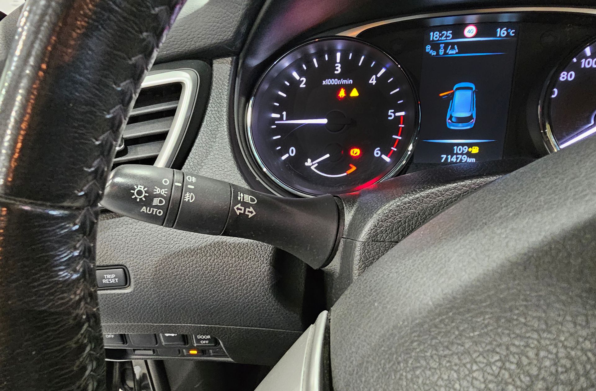 Nissan X-Trail 1.6 dCi Tekna 4x2 - foto 25