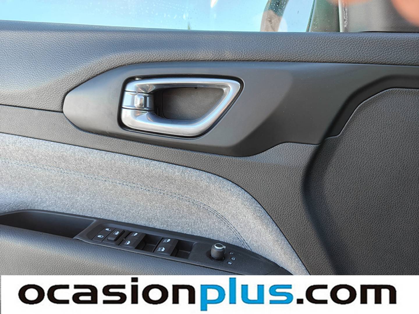 Foto Jeep Compass Jeep Compass 1.3 Gse T4 Longitude FWD MT (130 CV)