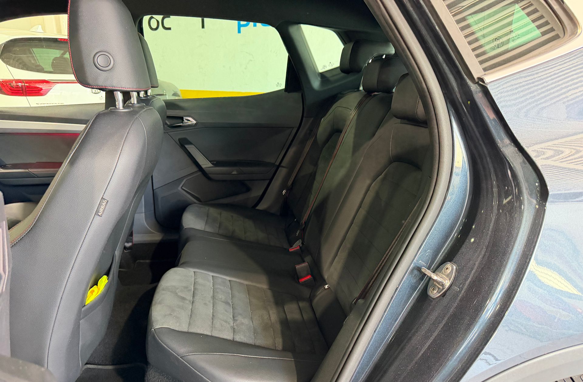 SEAT Arona 1.0 TSI Ecomotive FR Edition - foto 13