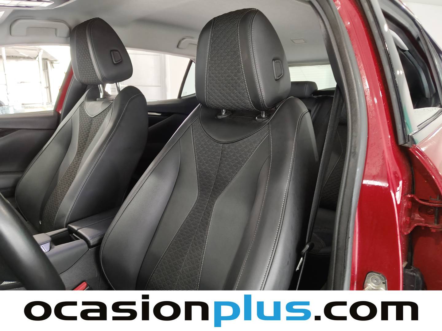 Foto DS DS 4 DS DS4 BlueHDi 130 Trocadero Auto (130 CV)