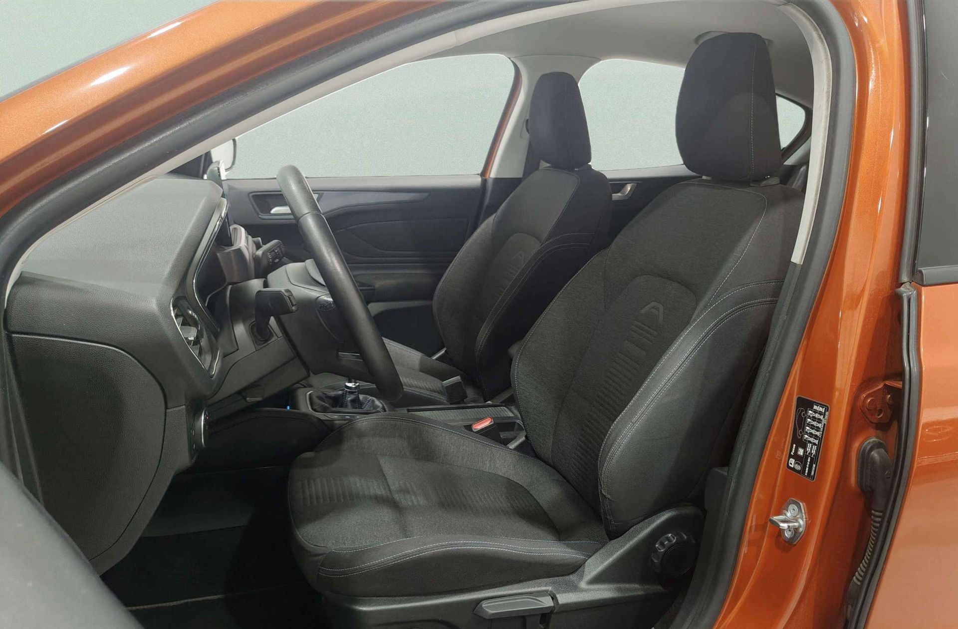 Ford Focus 1.0 EcoBoost Active - foto 15