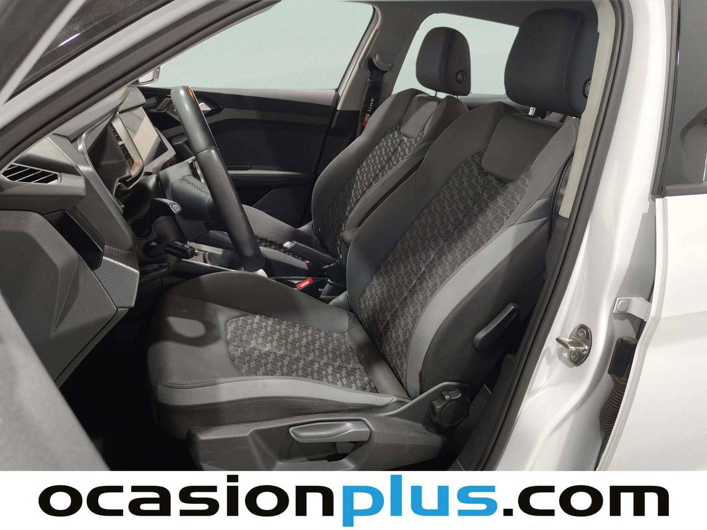 Foto asientos delanteros Audi A1 Audi A1 Sportback Adrenalin edition 30 TFSI (110 CV) (pack S - line)