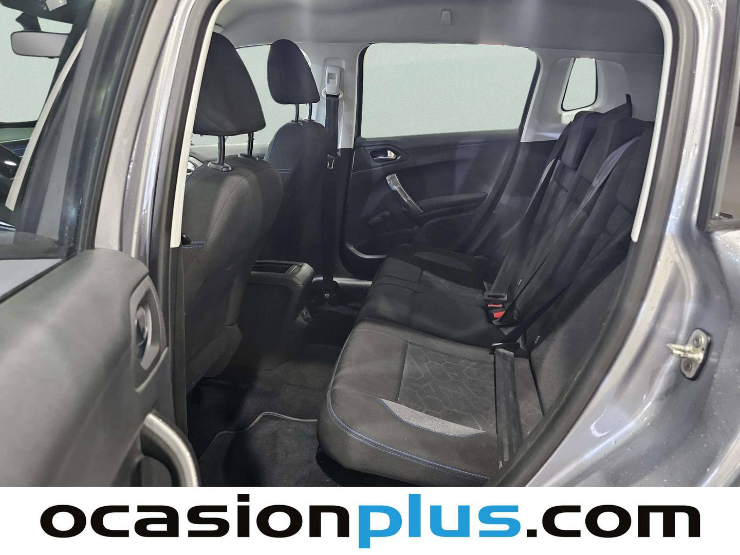 Foto asientos traseros Peugeot 2008 Peugeot 2008 PureTech 82 S&S Style (82 CV)