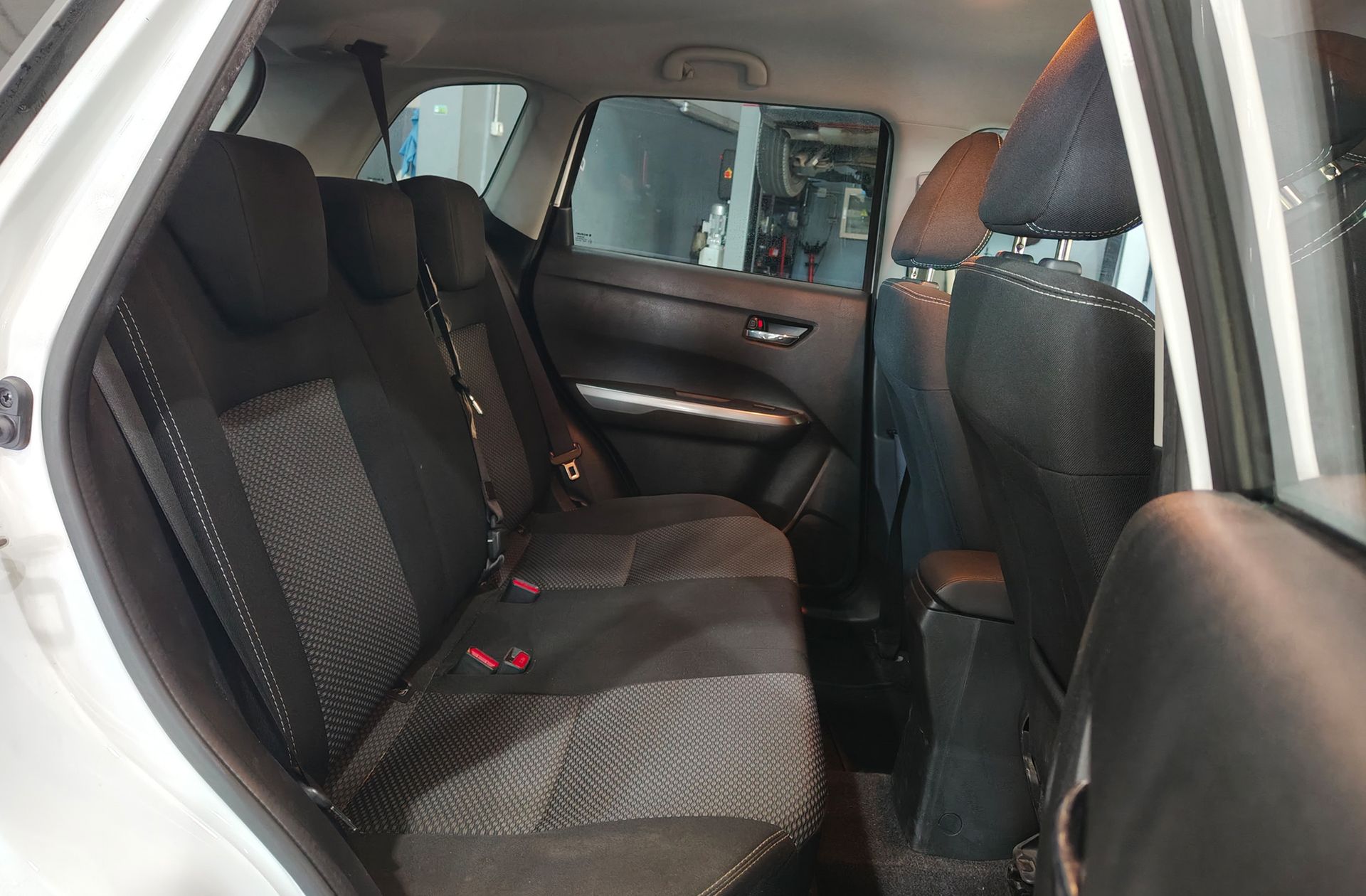 Suzuki Vitara 1.4 Turbo Mild Hybrid GLE - foto 18