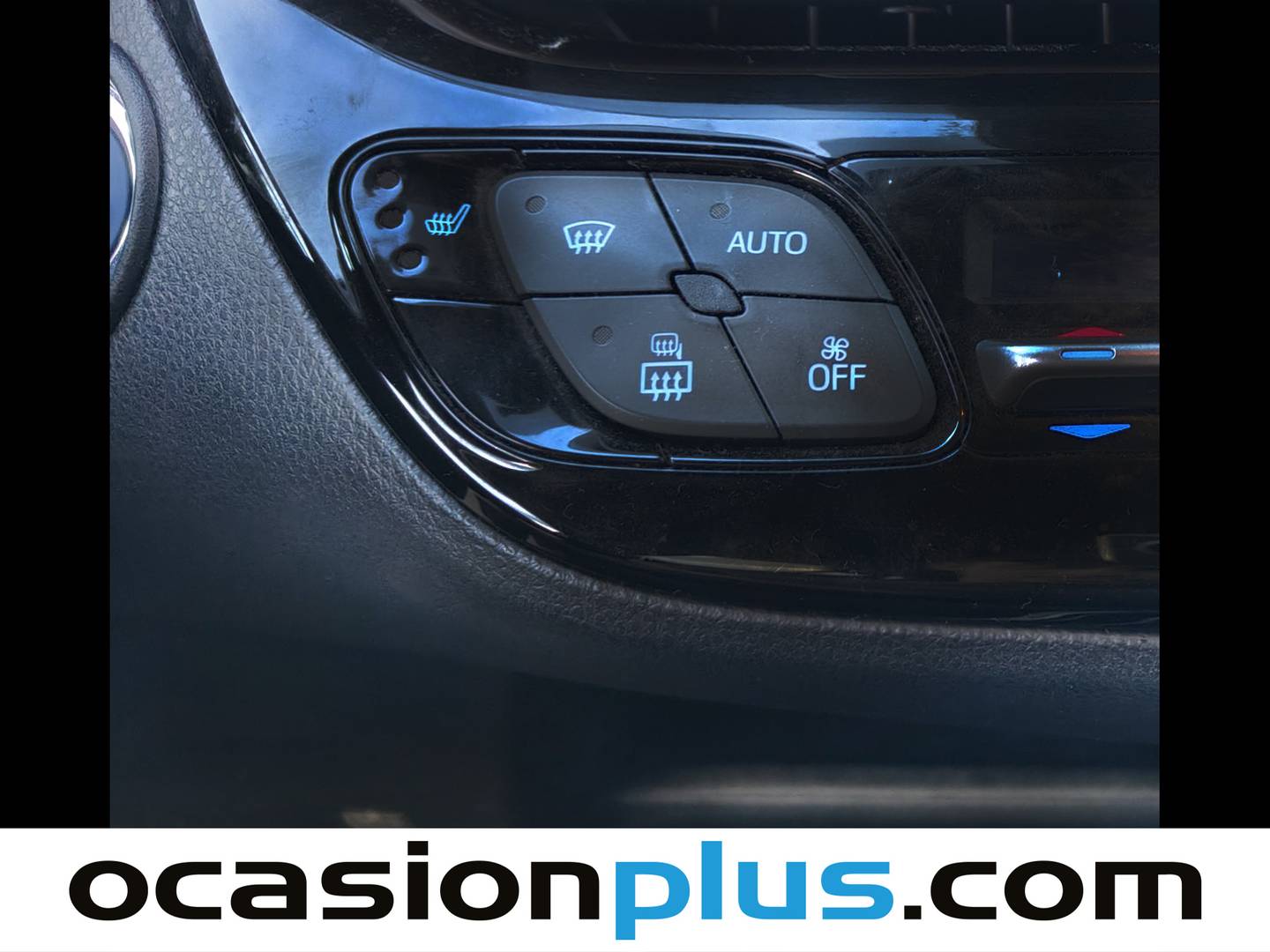 Foto Toyota C-HR Toyota C-HR 1.8 125H Style Plus  (122 CV)