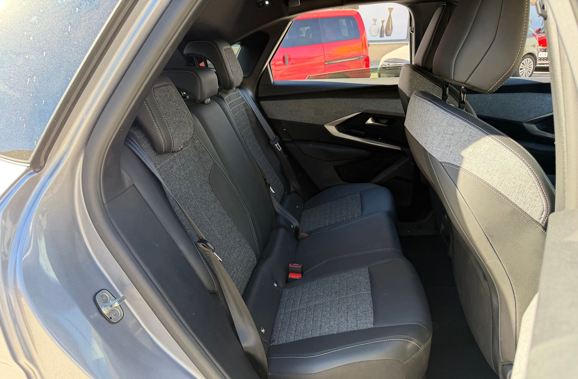 Peugeot 3008 145 Allure eDCS6 - foto 17