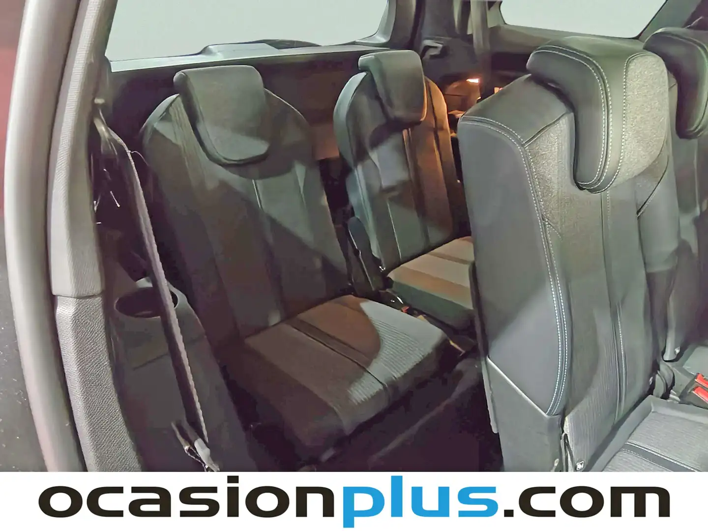 Foto Peugeot 5008 Peugeot 5008 PureTech 130 S&S Allure EAT8 (130 CV) 7 Plazas