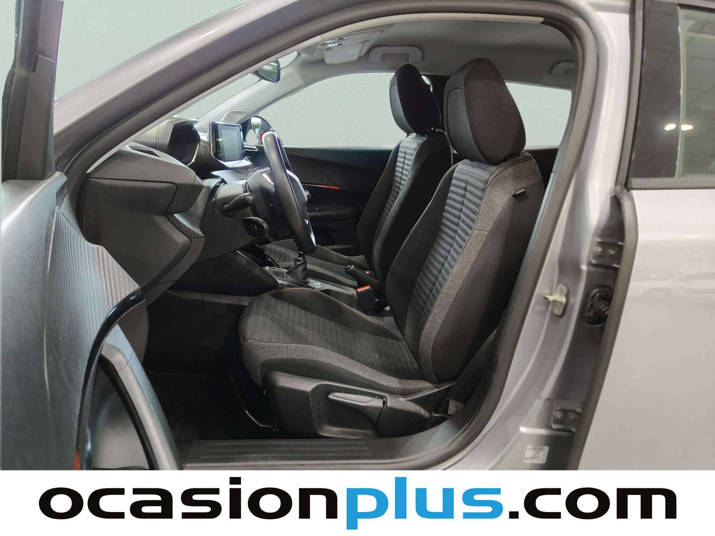 Foto asientos delanteros Peugeot 2008 Peugeot 2008 Puretech 100 S&S Active Pack (100 CV)