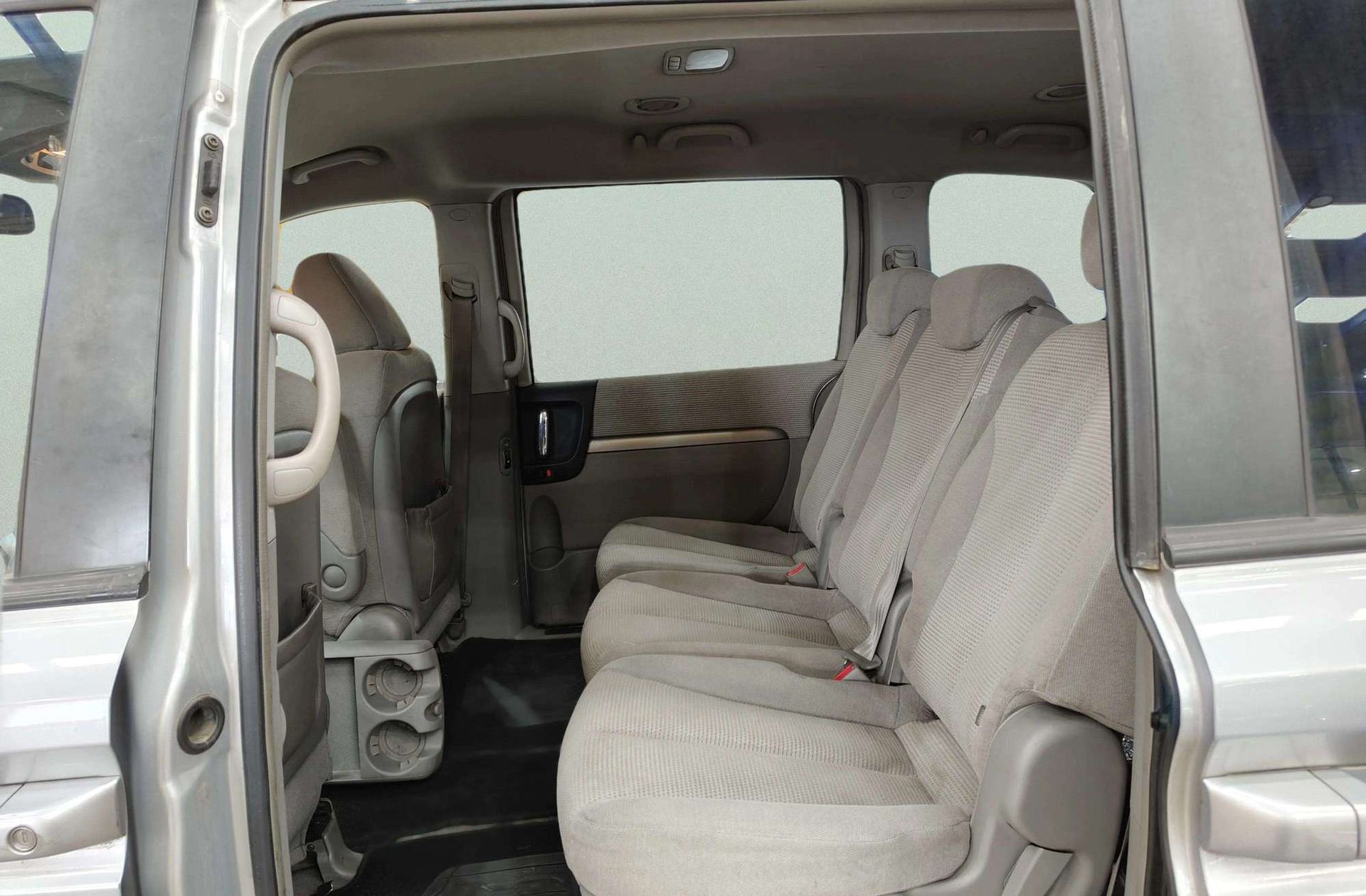 Kia Carnival 2.9 CRDi VGT EX - foto 10