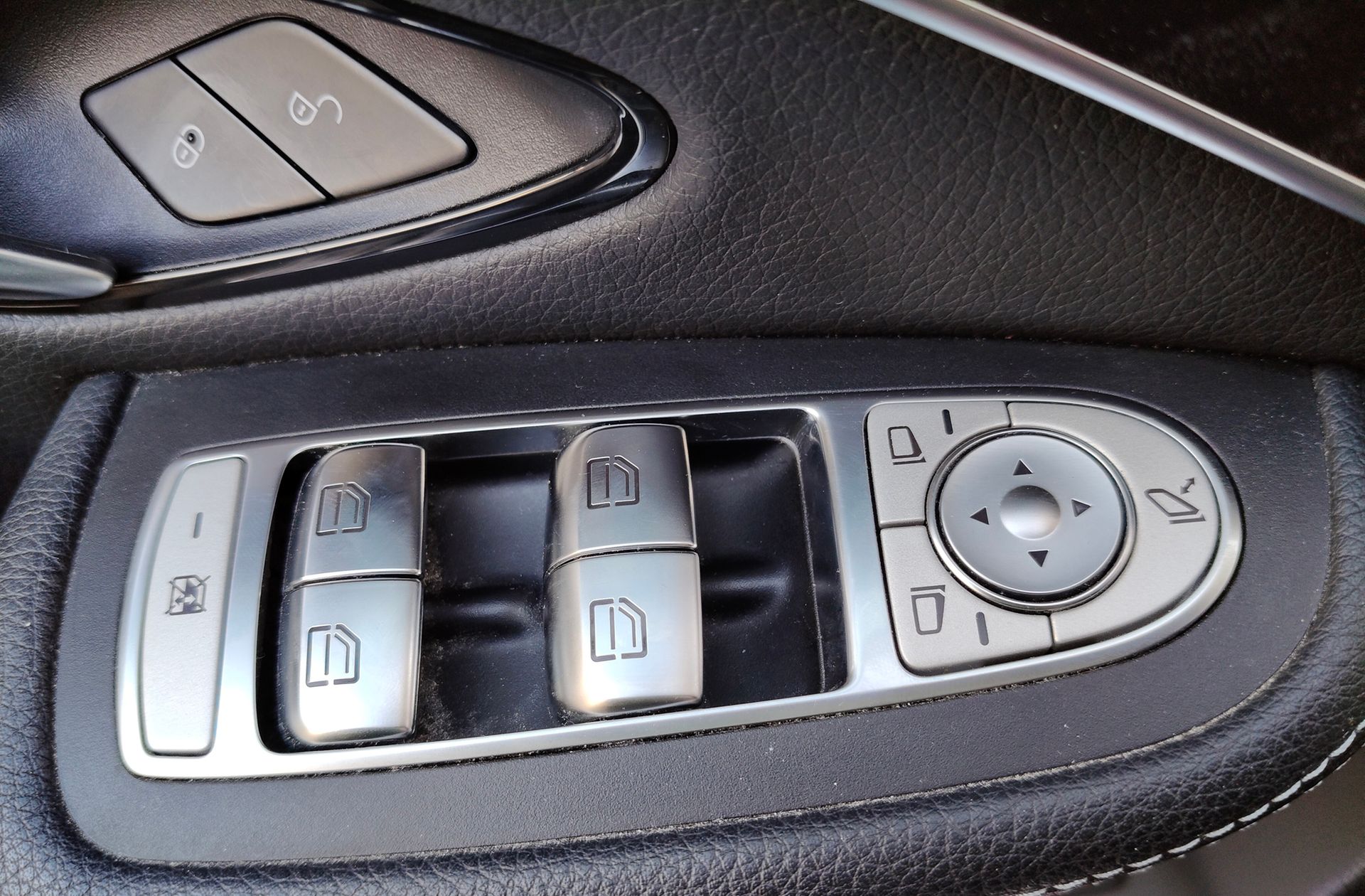 Mercedes-Benz GLC 250 4Matic - foto 22