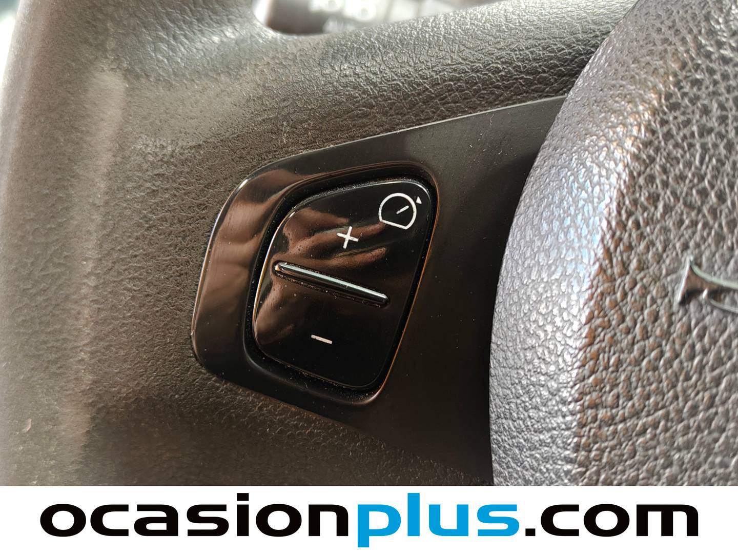Equipamiento del Nissan NV300 Nissan NV300 Furgon 1.6 dCi L1H1 1,2T Basic (120 CV)