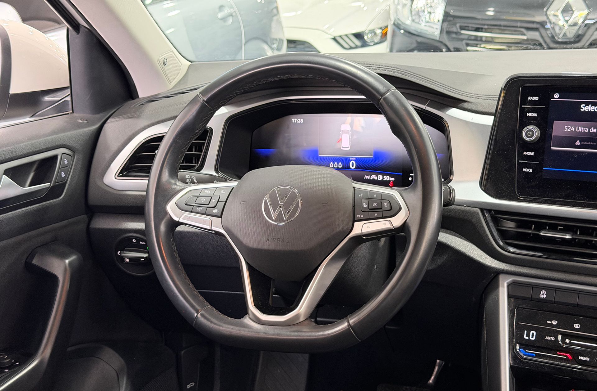 Volkswagen T-Roc Life 1.5 TSI DSG - foto 23