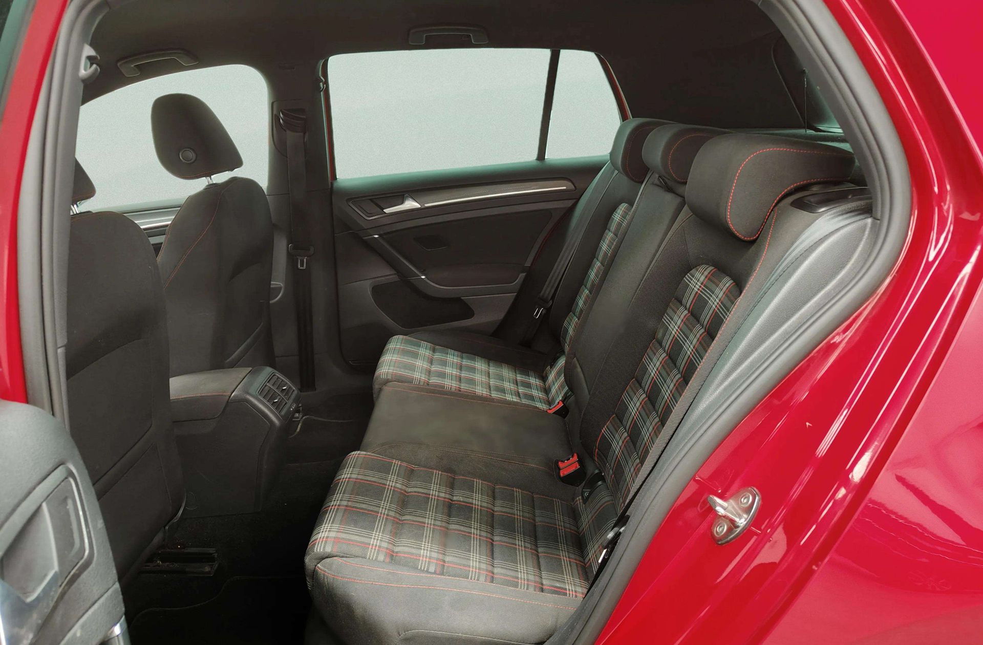 Volkswagen Golf GTI 2.0 TSI DSG - foto 15