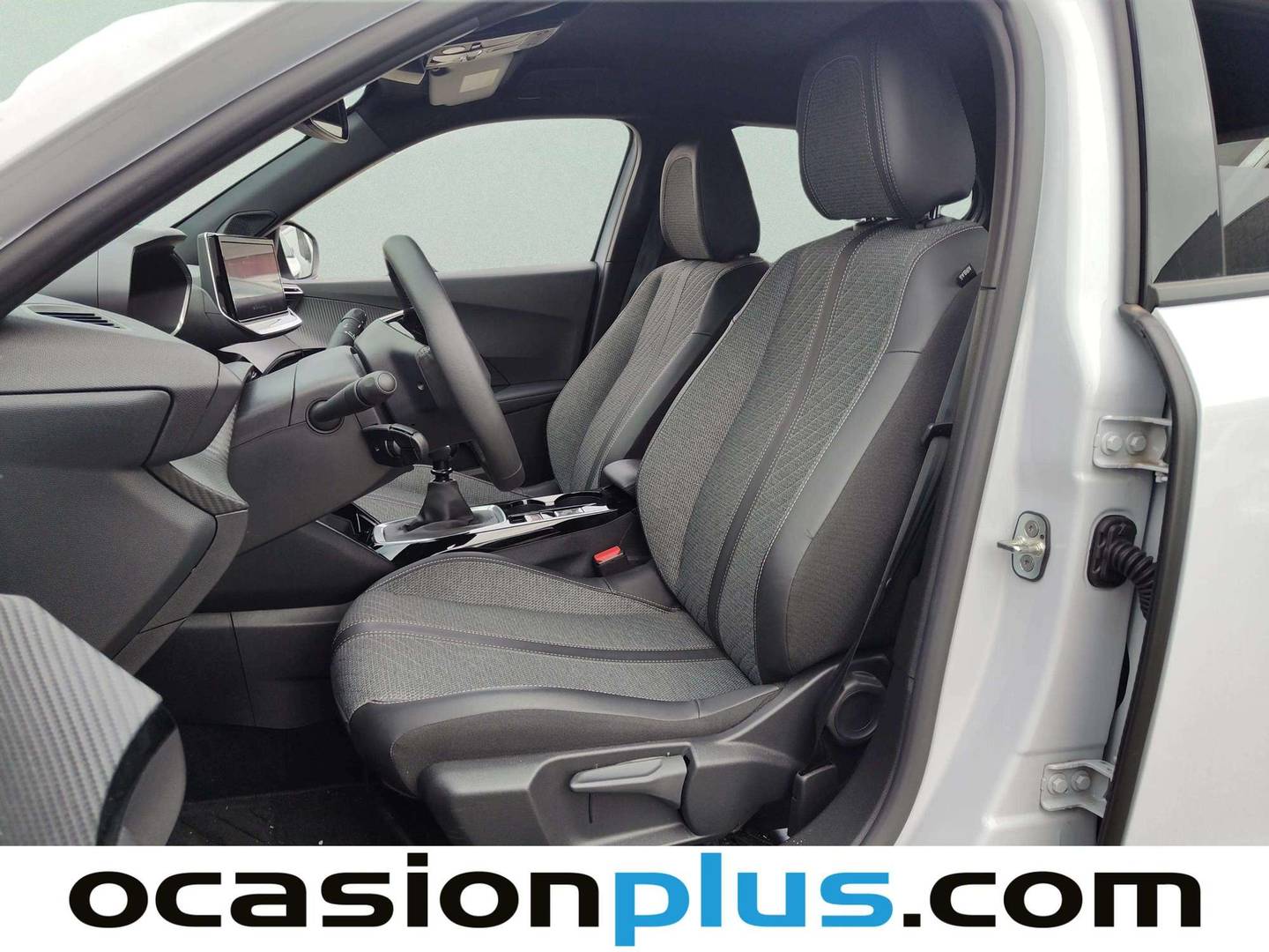 Foto asientos delanteros Peugeot 2008 Peugeot 2008 PureTech 100 S&S Allure (100 CV)