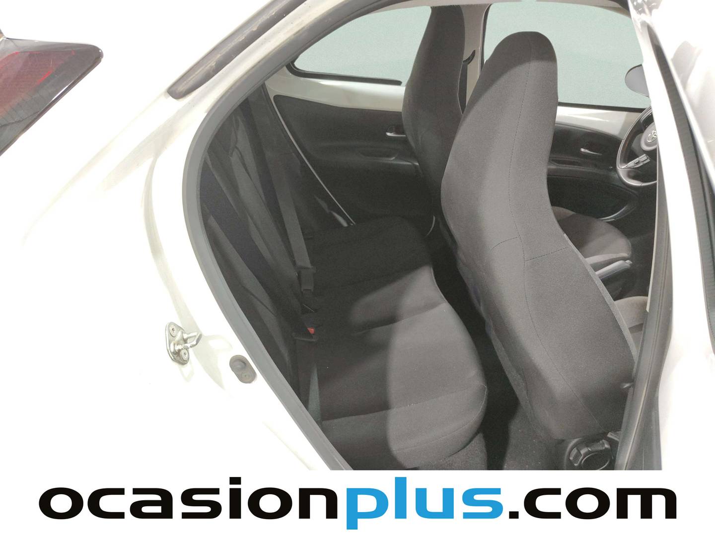 Foto Toyota Aygo X Cross Toyota Aygo X Cross 1.0 VVT-I Play (72 CV)