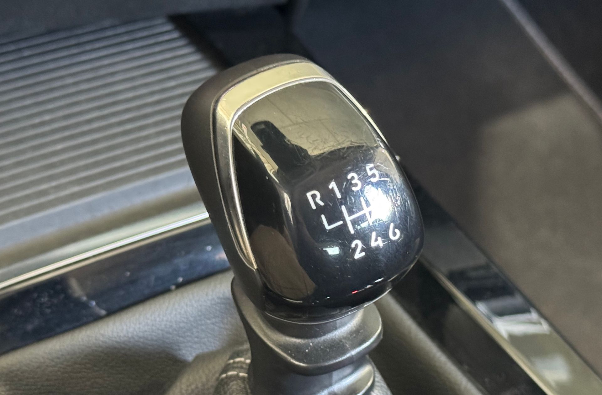 Opel Astra 1.5 D DTH Edition - foto 5