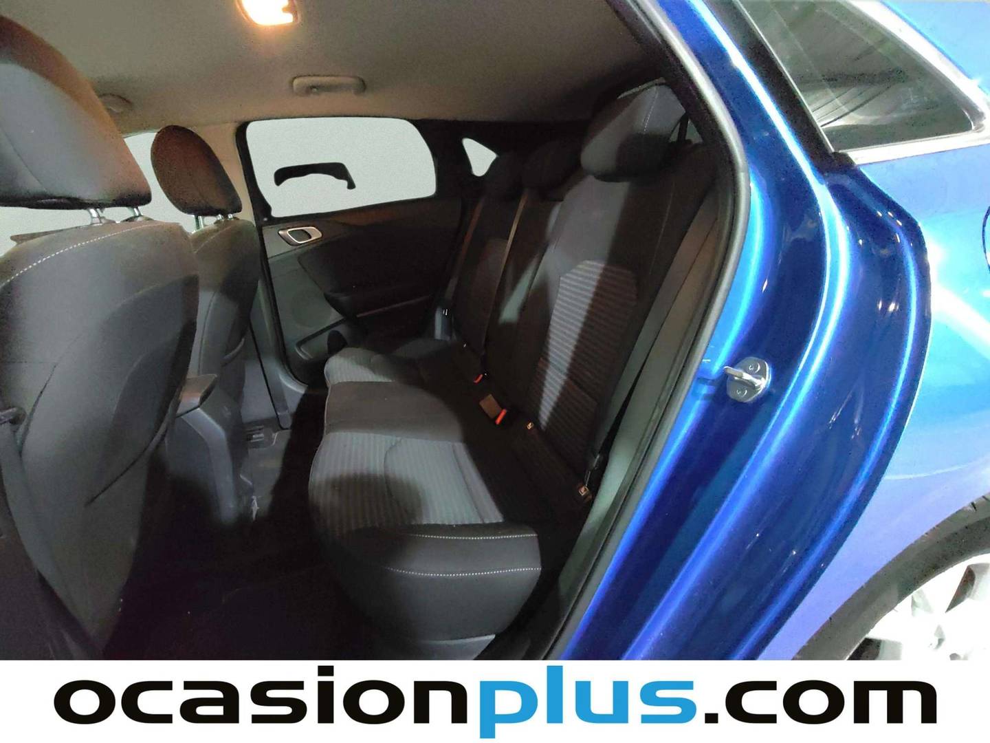 Foto asientos traseros KIA Ceed KIA Ceed 1.0 T-GDI Drive (100 CV)