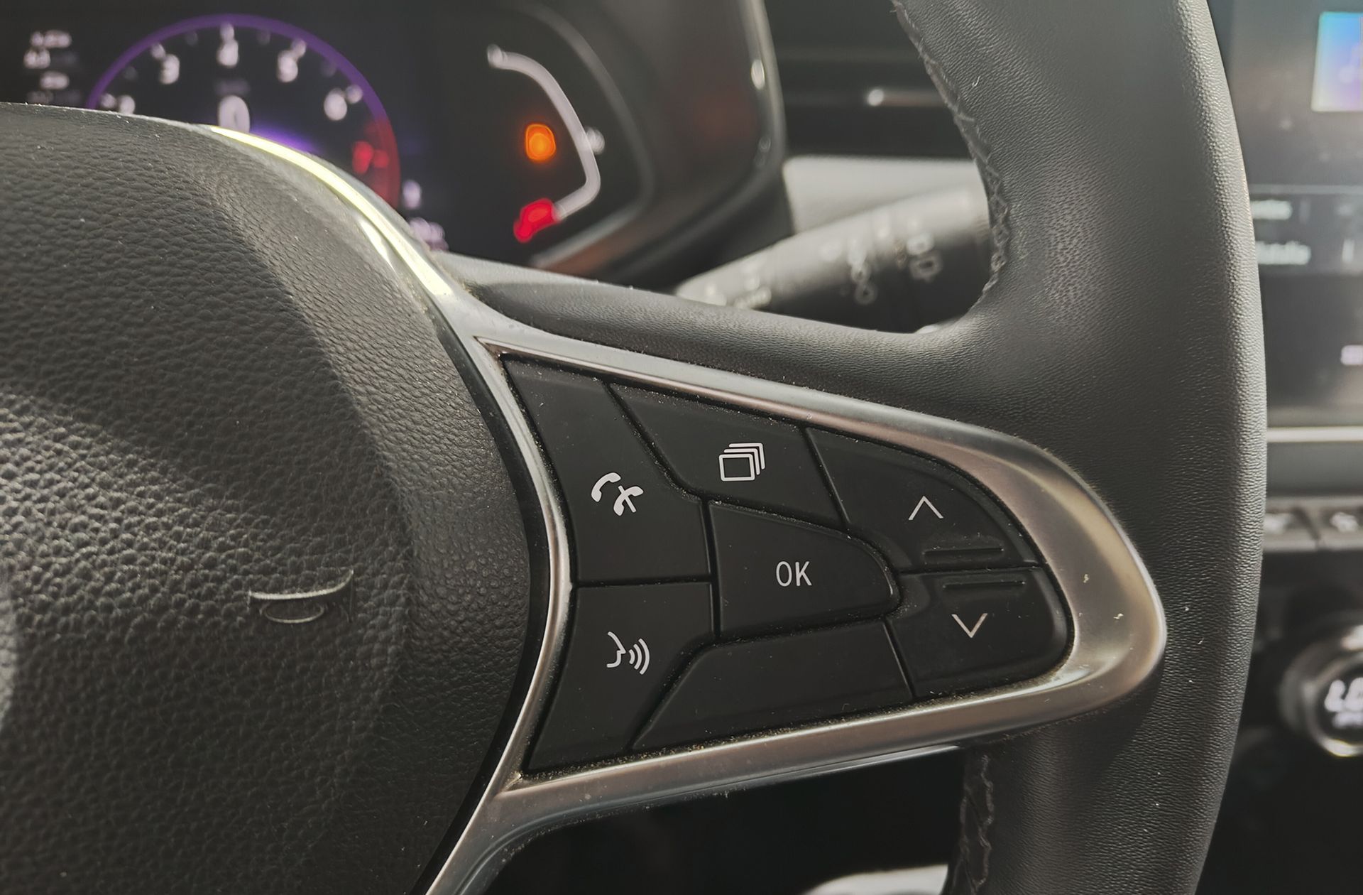 Renault Clio Zen TCe - foto 24