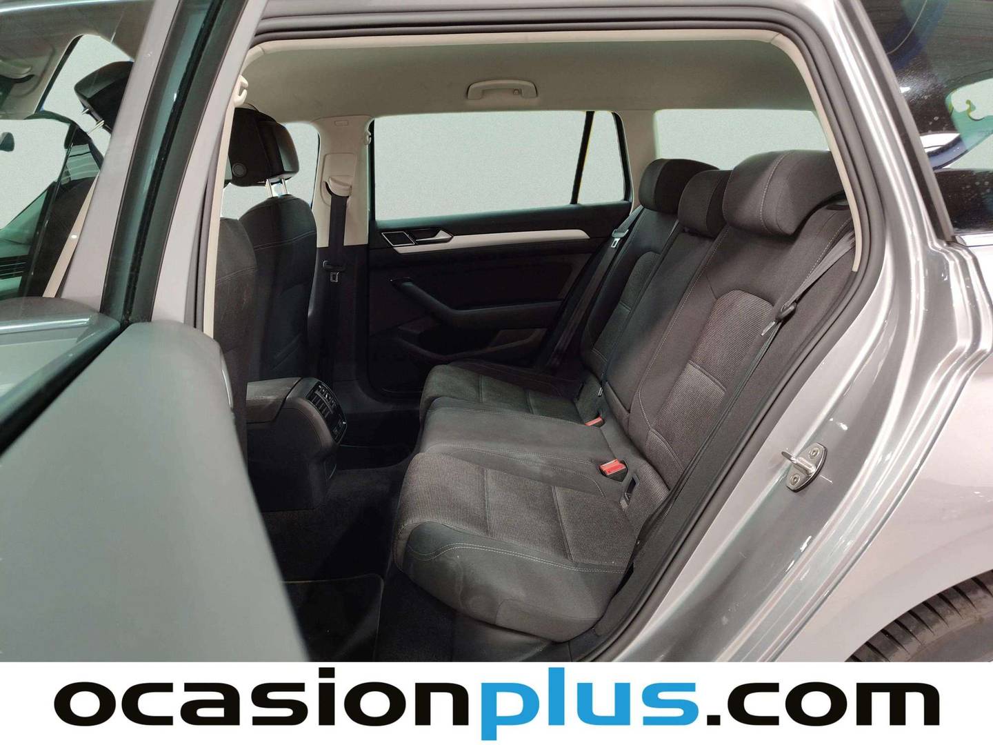 Foto asientos traseros Volkswagen Passat Volkswagen Passat Variant Advance 1.5 TSI (150 CV)