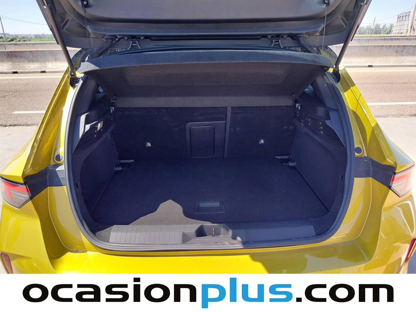 Foto Opel Astra Opel Astra 1.2 Turbo XHT GS  (130 CV)