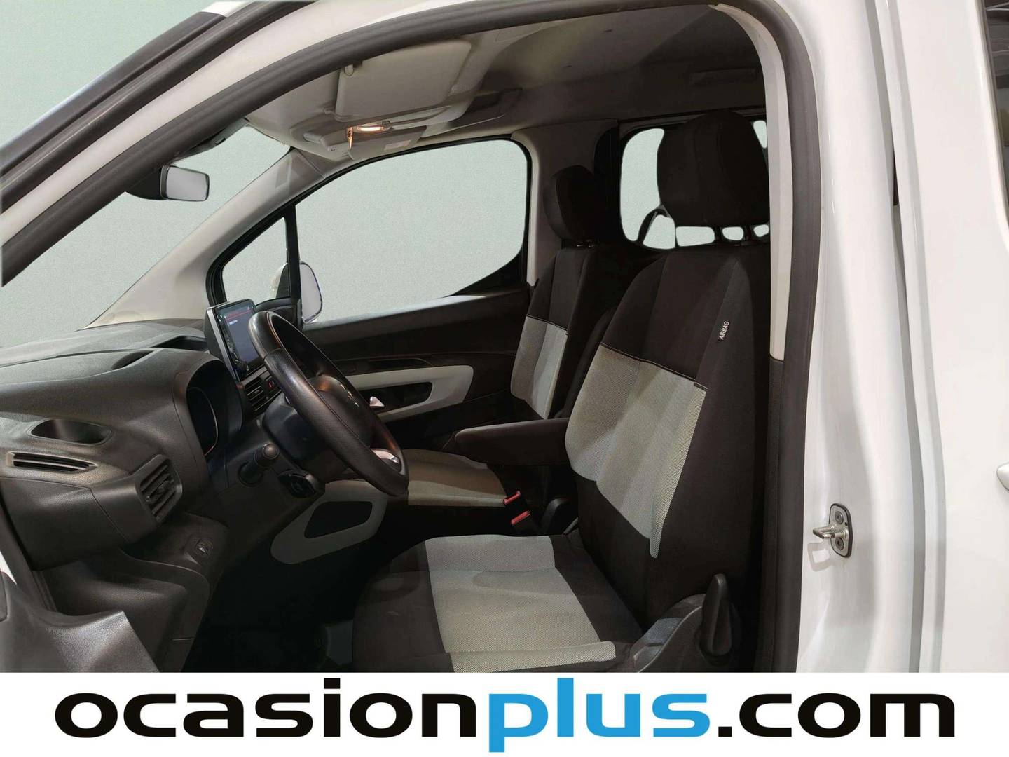 Foto asientos delanteros Citroën Berlingo Citroën Berlingo Combi BlueHDi 100 Talla M Feel (100 CV)