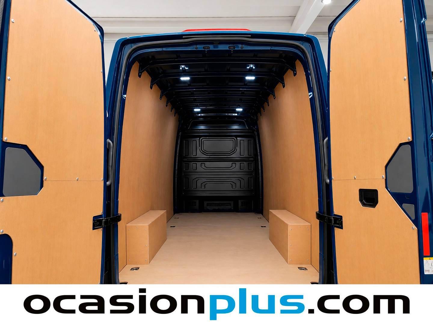 Volkswagen Crafter Volkswagen Crafter 35 Furgón Batalla Larga TA 2.0 TDI (140 CV) seminuevo