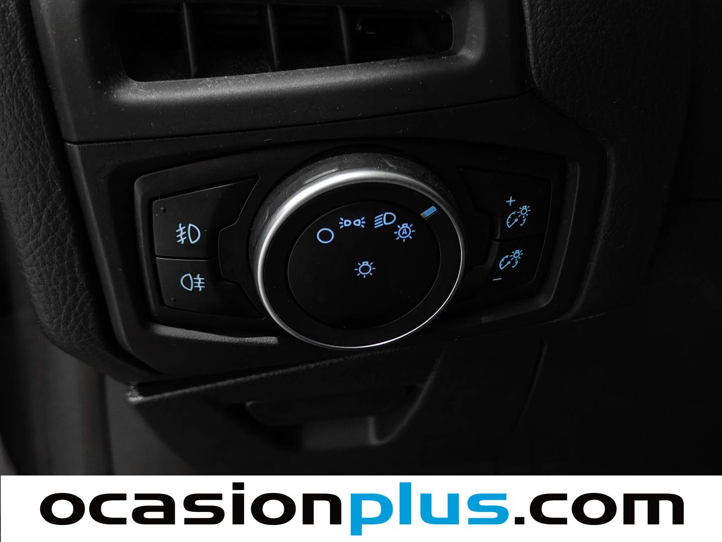 Accesorios del Ford Focus Ford Focus 1.5TDCi Titanium (120 CV)