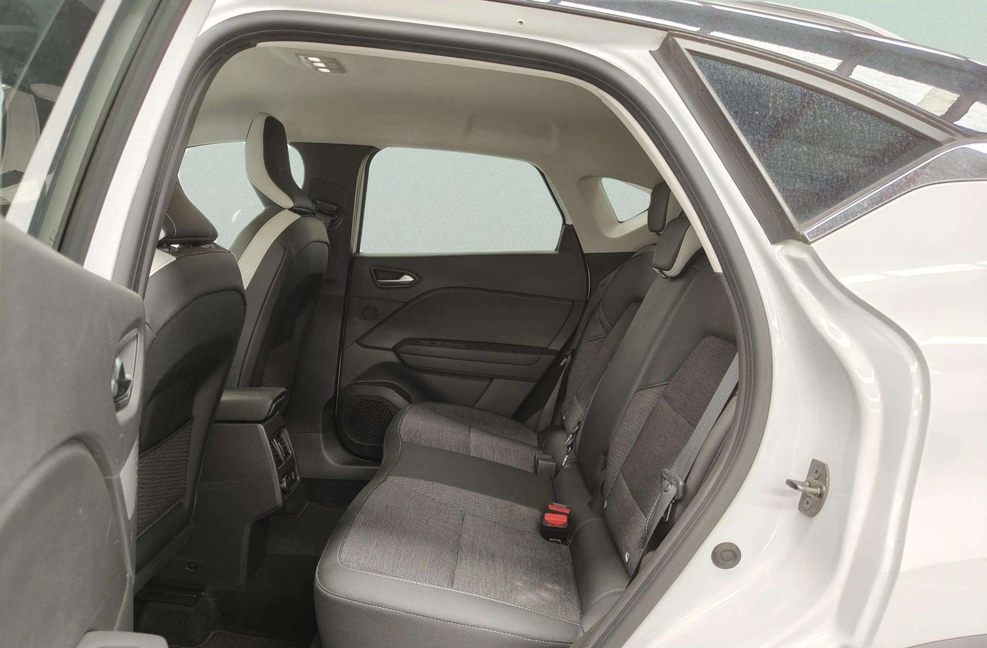 Mitsubishi ASX 130T MHEV Kaiteki - foto 11