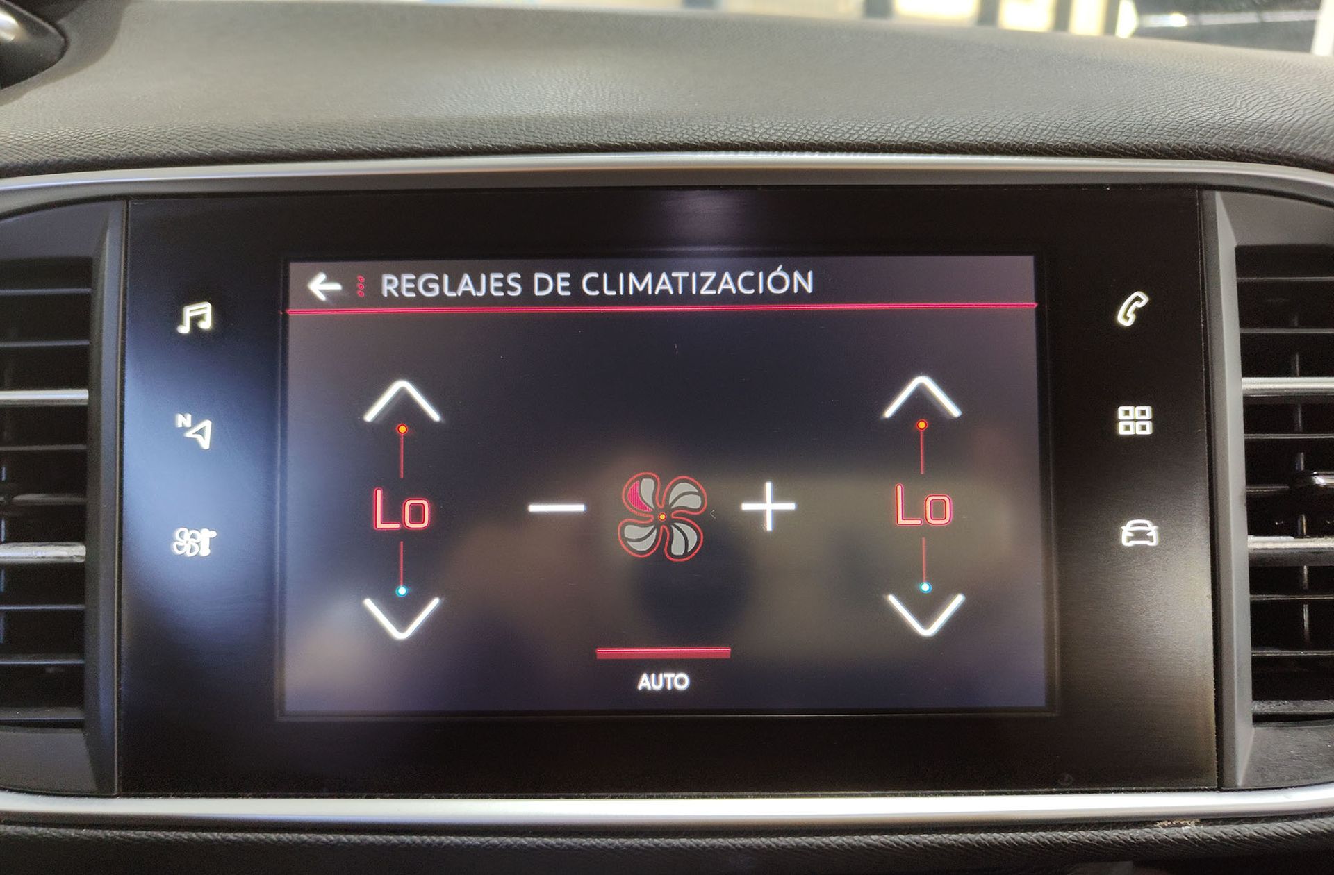 Peugeot 308 PureTech 130 GT Line EAT6 - foto 33