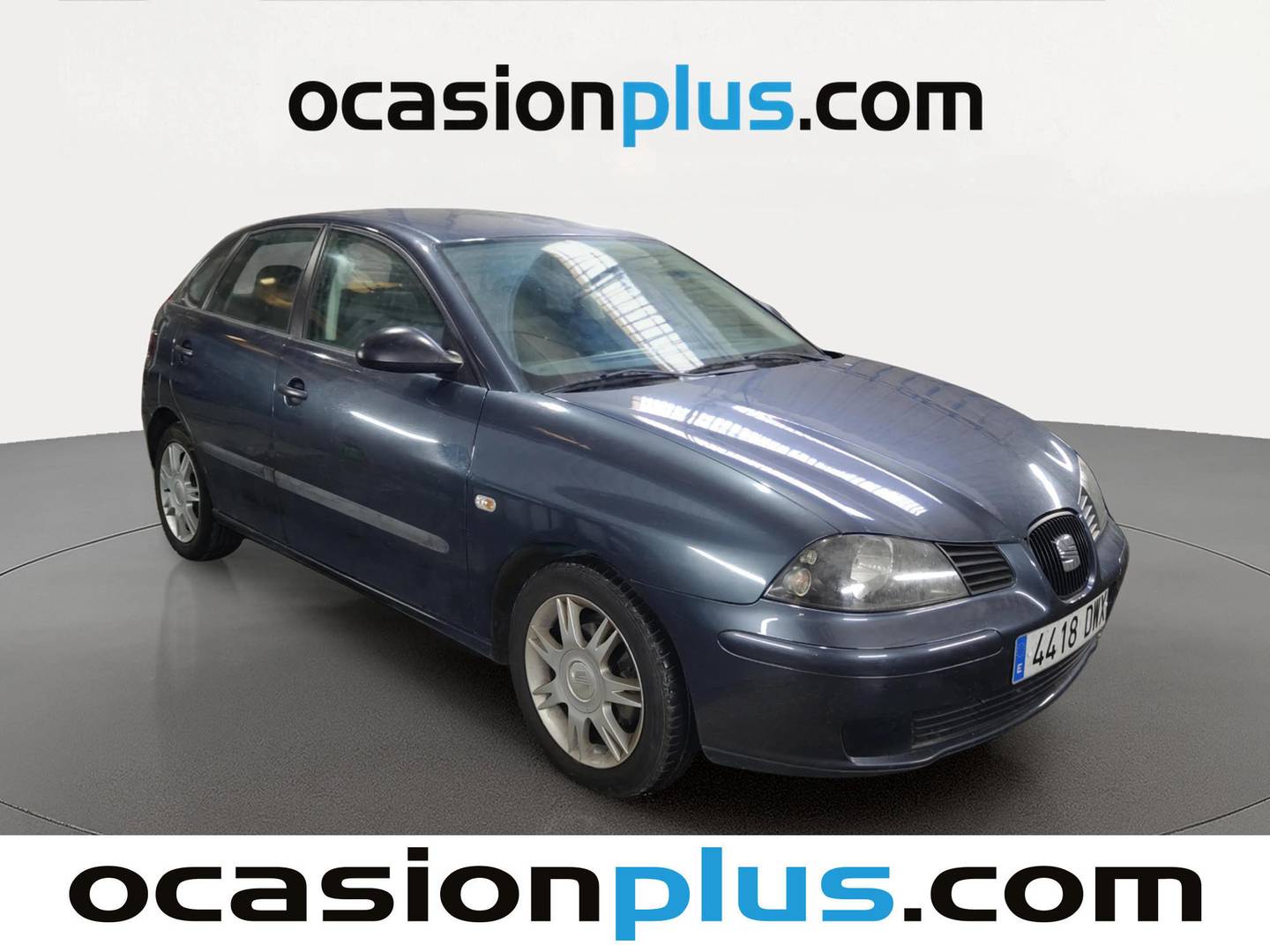 Foto delantera Seat Ibiza Seat Ibiza 1.4 16v Reference (75 CV) derecha