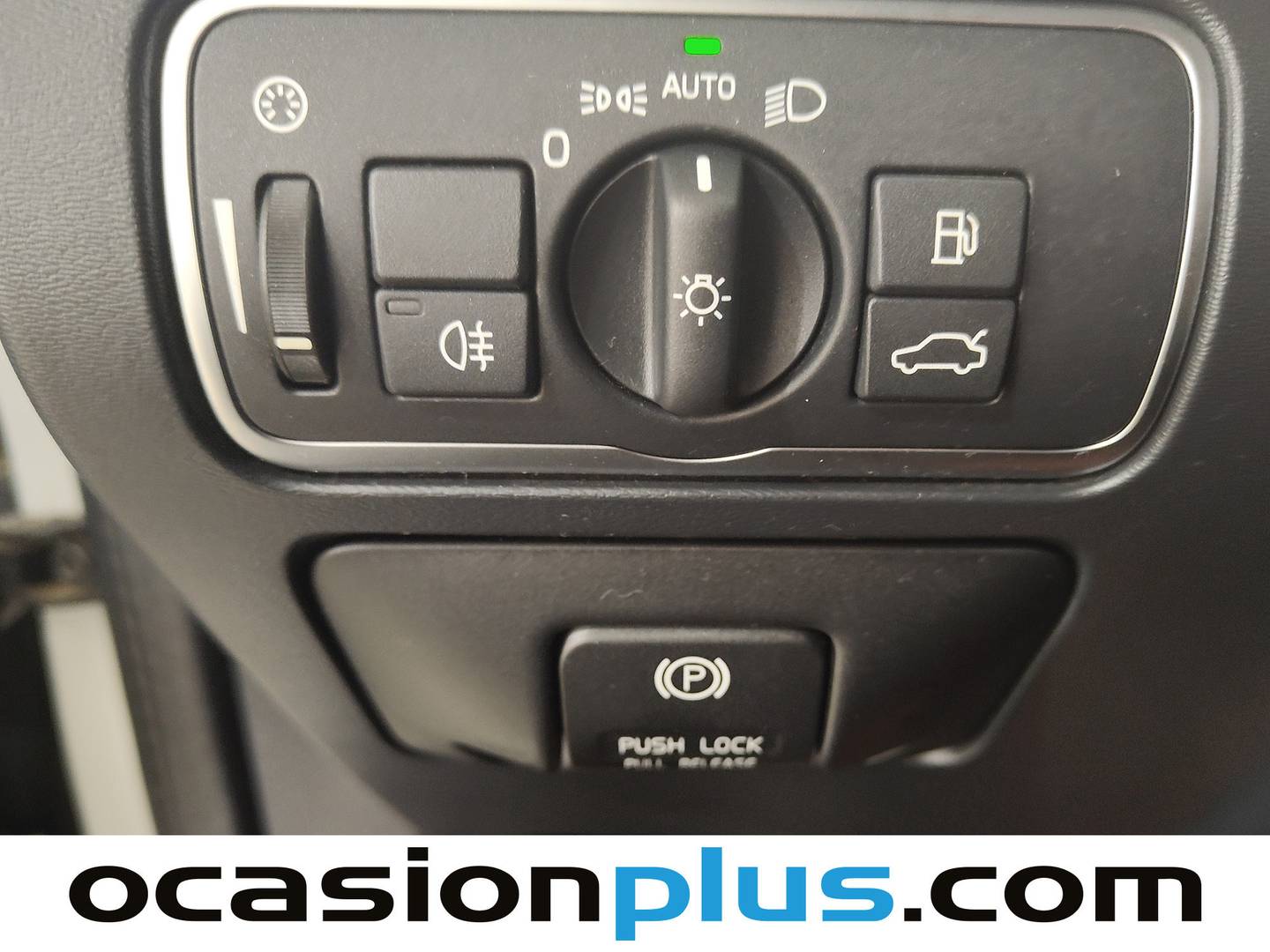 Foto Volvo XC60 Volvo XC60 D3 Kinetic Auto (136 CV)