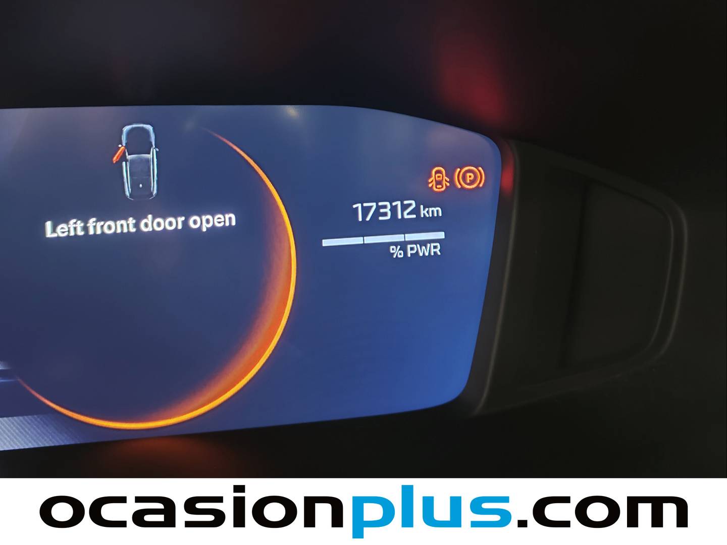 Foto Peugeot 2008 Peugeot 2008 Allure Hybrid eDCS6 (145 CV)