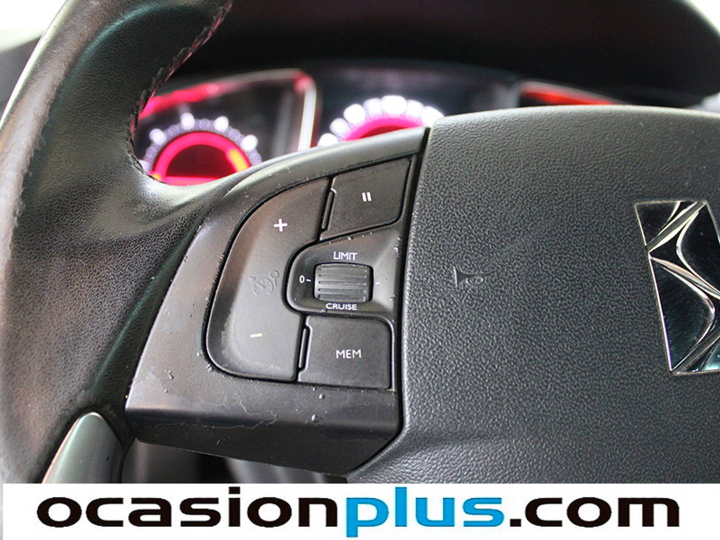 Foto DS DS 5 DS DS5 BlueHdi 120 Desire (120 CV)