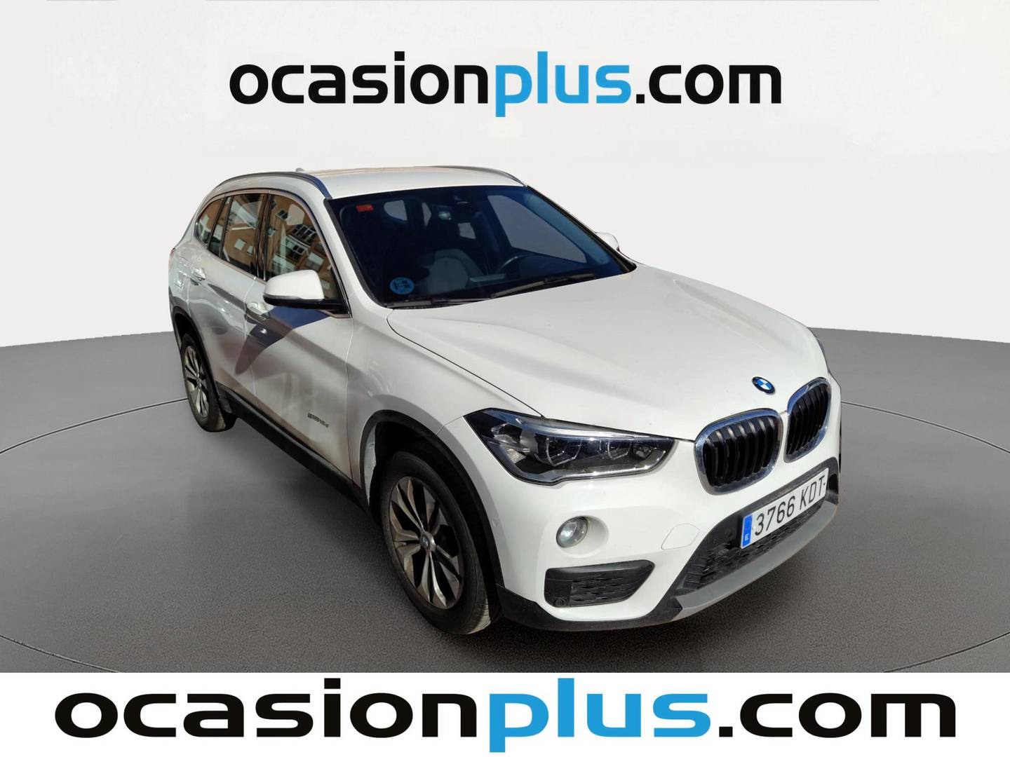 Foto delantera BMW X1 BMW X1 sDrive18d Business (150 CV) derecha