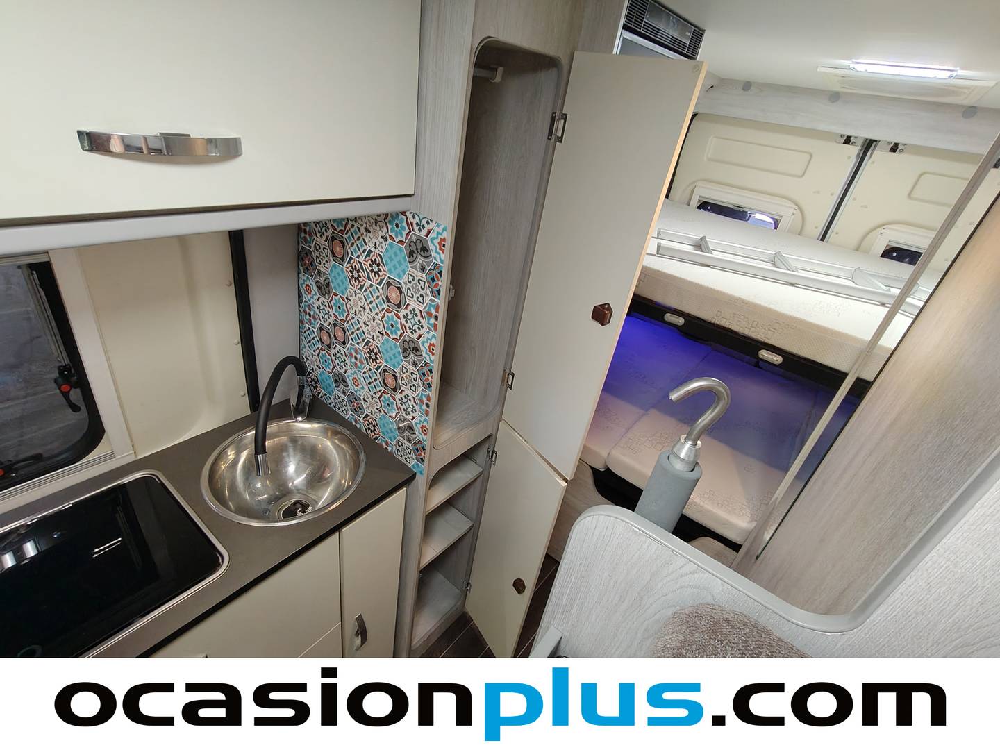 Foto Citroën Jumper Citroen Jumper Furgon BlueHDi 130 35 L3H2 Camperizada (131 CV)