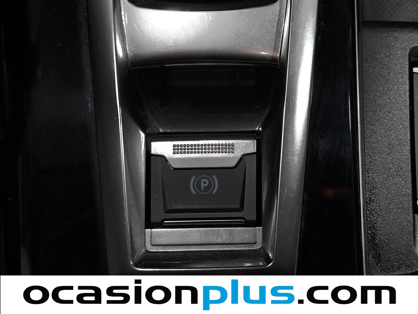 Foto Peugeot 3008 Peugeot 3008 1.5 BlueHDi S&S Active Pack EAT8 (130 CV)