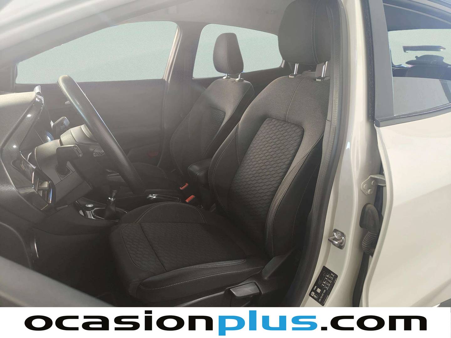 Foto asientos delanteros Ford Puma Ford Puma 1.0 EcoBoost MHEV Titanium (125 CV)
