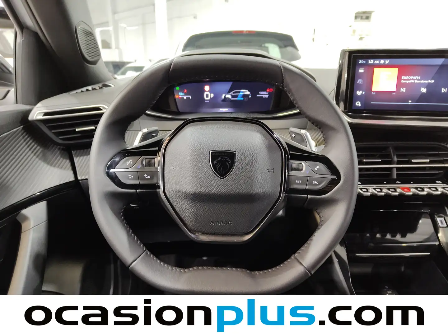 Foto Peugeot 2008 Peugeot 2008 Allure Hybrid eDCS6 (136 CV)