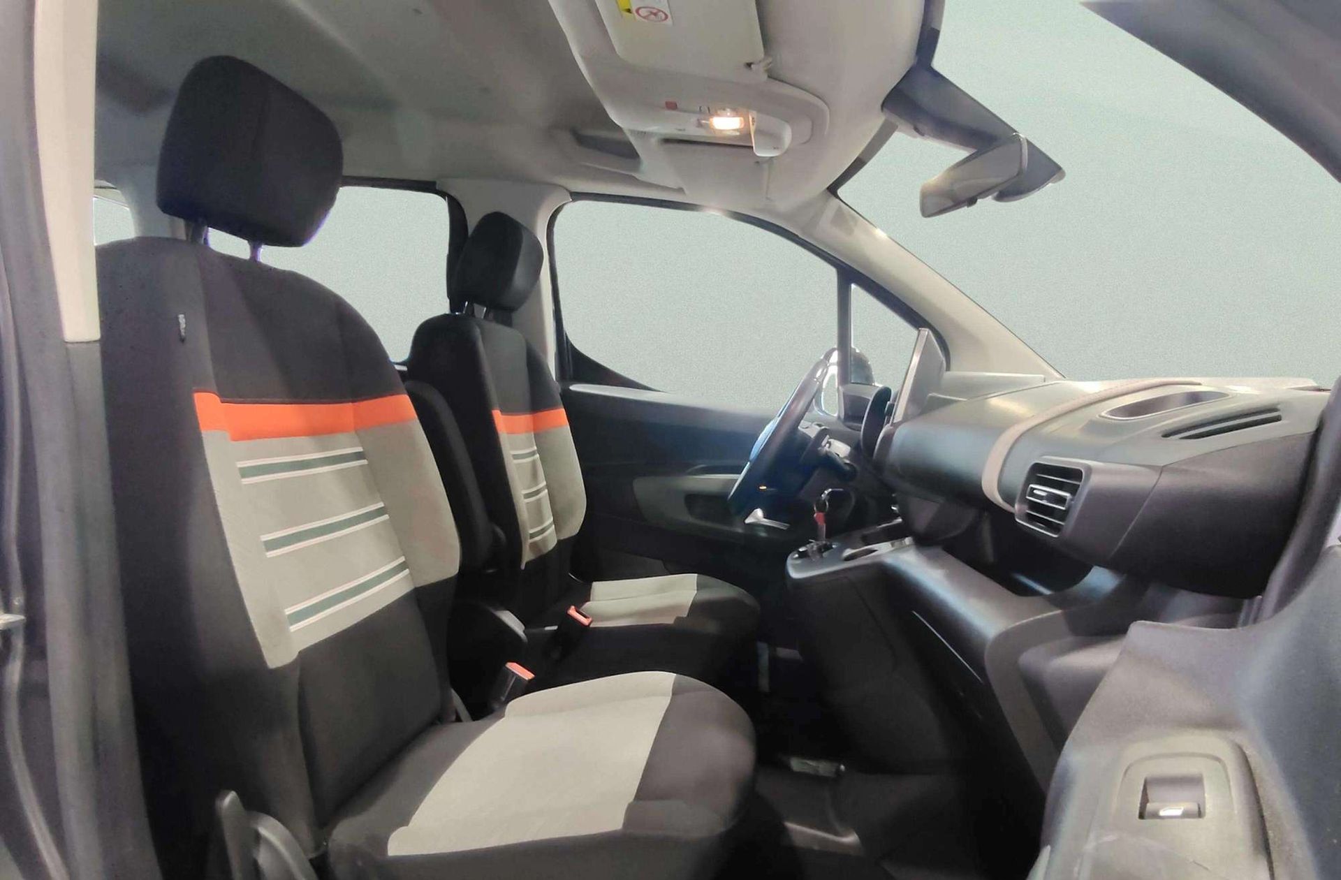 Citroën Berlingo BlueHDi 130 Talla M Shine EAT8 - foto 16