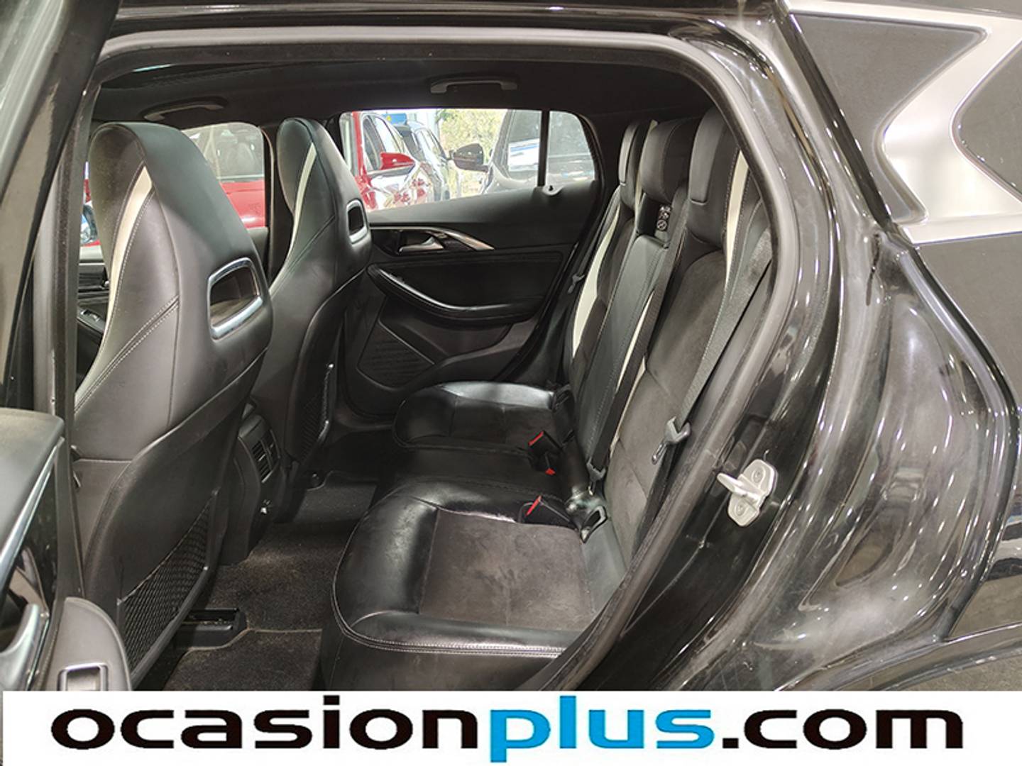 Foto Infiniti Q30 Infiniti Q30 2.2D Sport 7DCT  (170 CV)