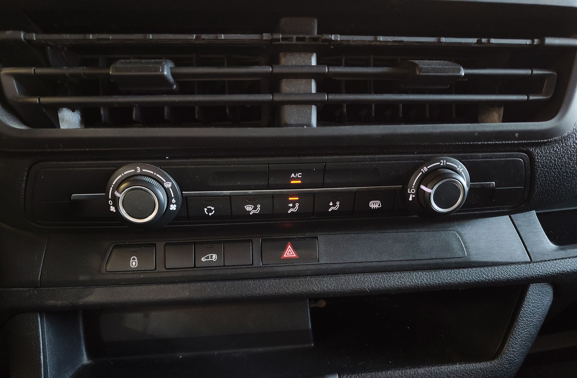 Fiat Scudo Furgon 1.5 BlueHDi L2 - foto 28