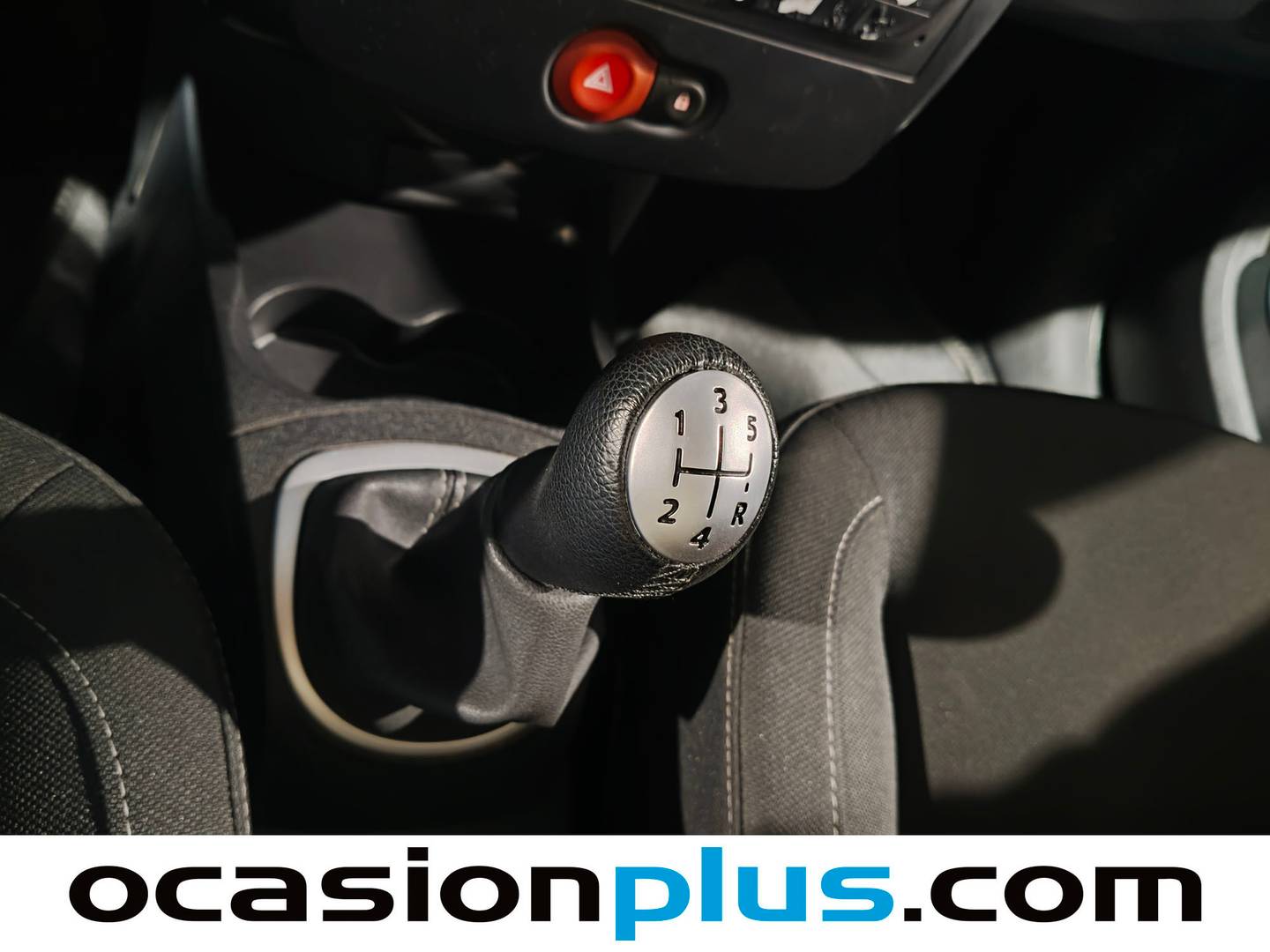 Renault Clio Renault Clio Expression 1.2 16v 55 kW (75 CV) de segunda mano