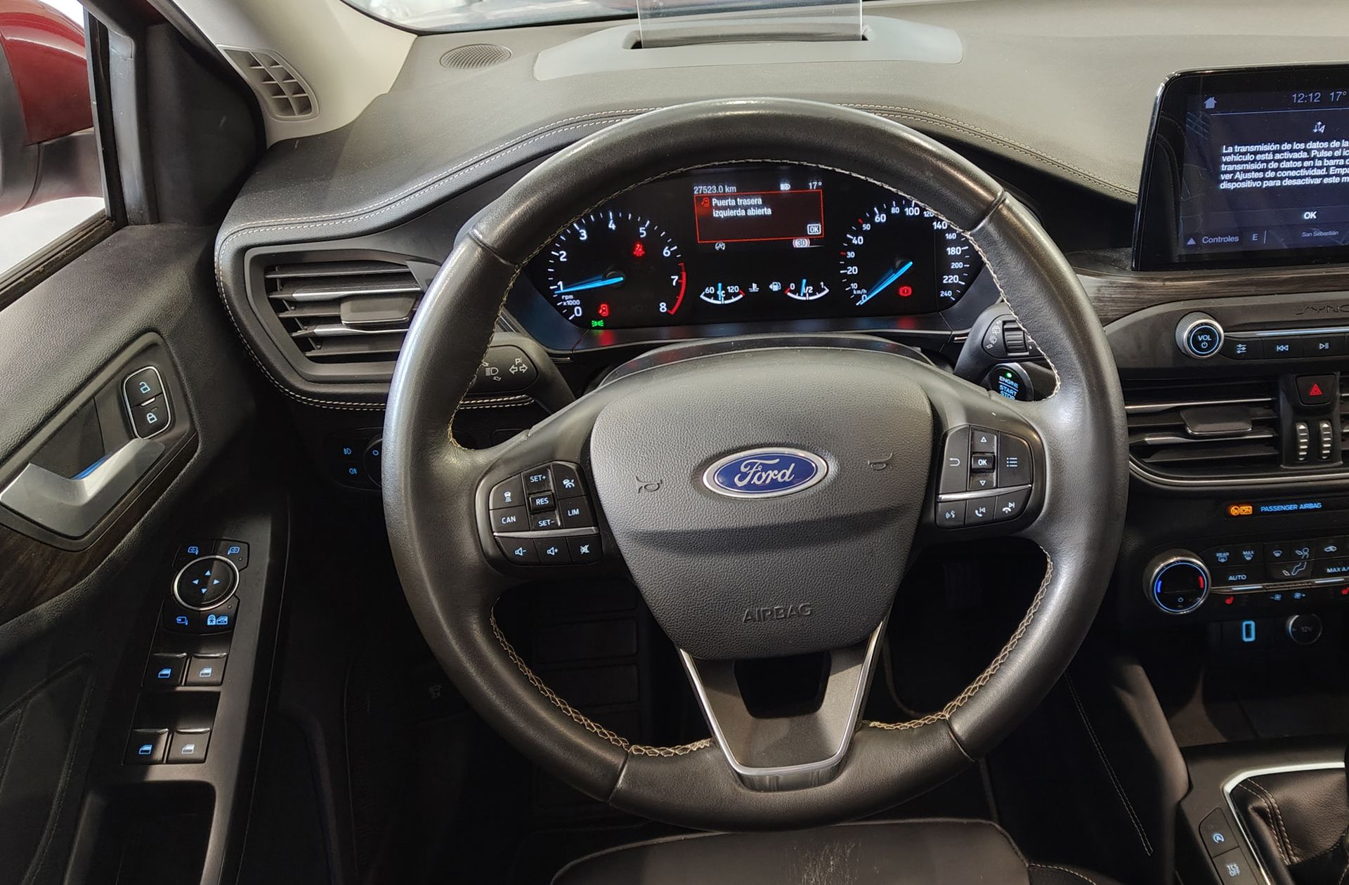 Ford Focus 1.5 EcoBoost Vignale - foto 22